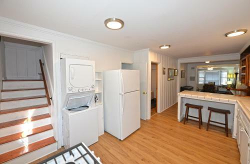 317 Catalina Avenue By Catalina Vacations