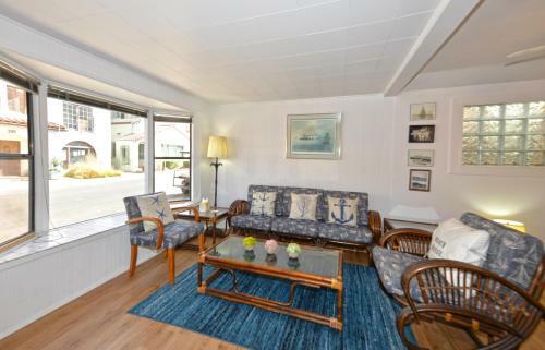 317 Catalina Avenue By Catalina Vacations