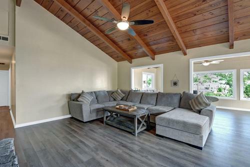 373 East Whittley By Catalina Vacations