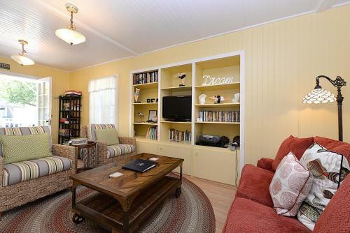 Location Location Homes By Catalina Vacations