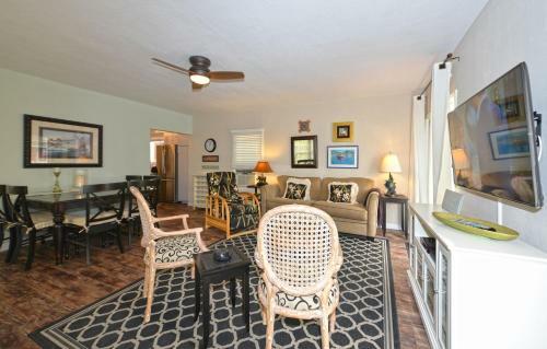 Location Location Homes By Catalina Vacations