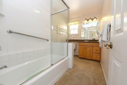 Avalon Large Homes By Catalina Vacations