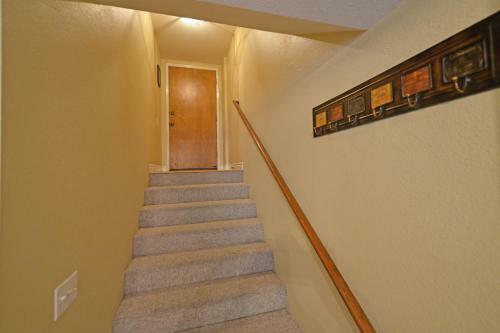 Bahia Vista Condos By Catalina Vacations