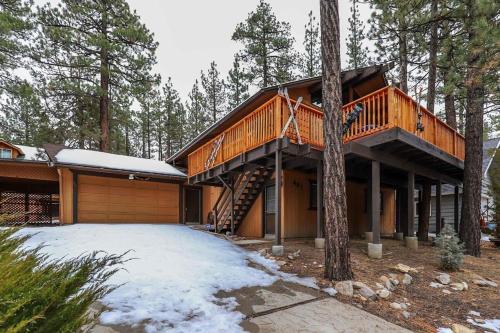 Serrano Cabin-1823 By Big Bear Vacations