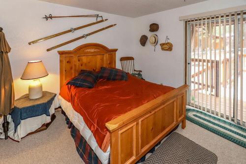 Serrano Cabin-1823 By Big Bear Vacations