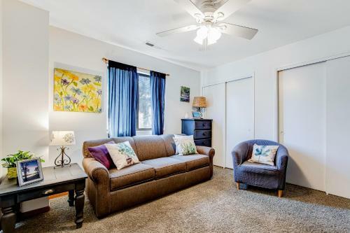 Cherry Tree Lodge