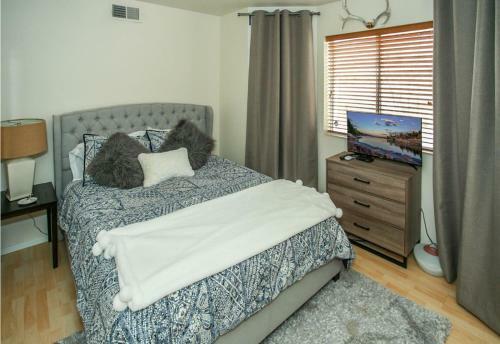 Gaga's Cabin