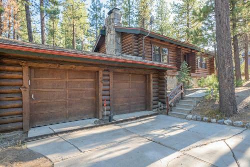 Summit Lifts And Logs Cabin