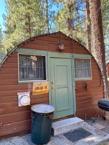 Aparthotel Golden Bear Inc