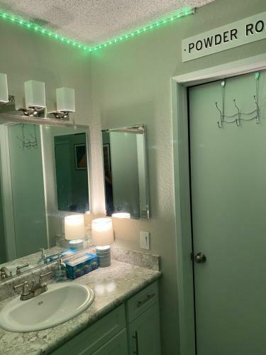 Aparthotel Golden Bear Inc