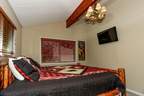 Chalet Monterey - 1955 By Big Bear Vacations