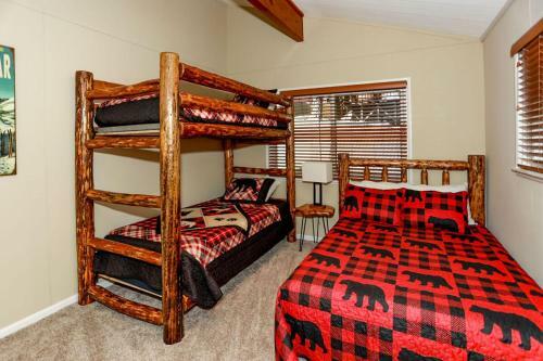 Chalet Monterey - 1955 By Big Bear Vacations
