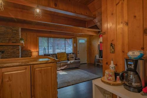 Shady Pine Cottage