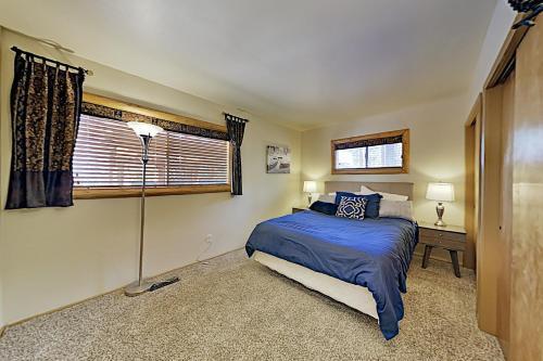Spacious Lake Getaway With Hot Tub & Game Garage Home