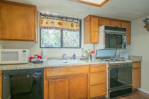 Bear Creek Inn