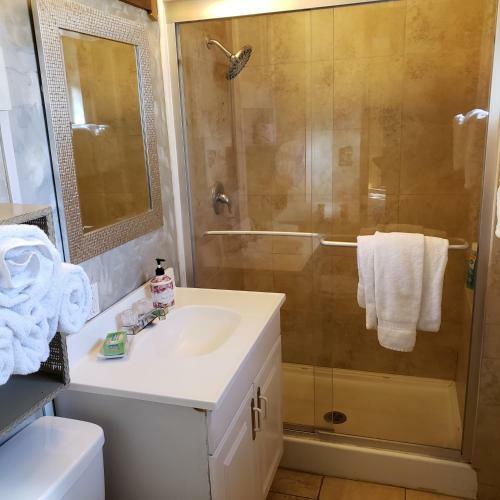 Hotel Grey Squirrel Resort
