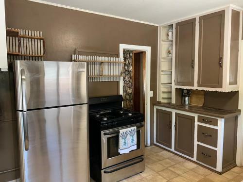 Hotel Grey Squirrel Resort