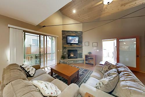 Apartamento All-suite Gem - Private Hot Tub & Game Room Duplex