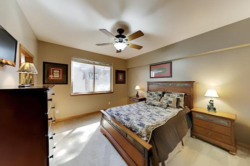 Apartamento All-suite Gem - Private Hot Tub & Game Room Duplex