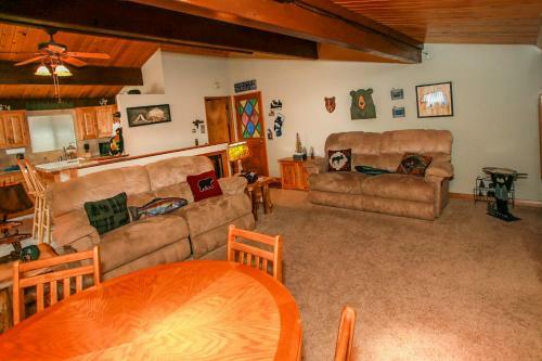 Moonridge Manor