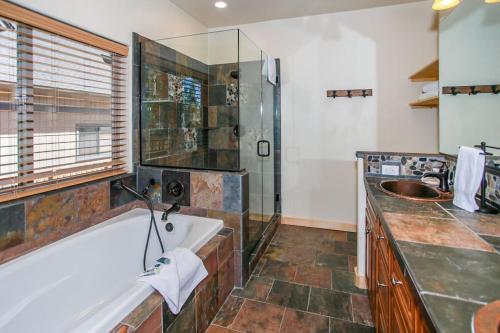 Stellar Lodge-1868 By Big Bear Vacations