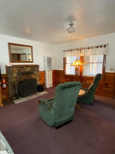 Lodge Moonridge Cabins