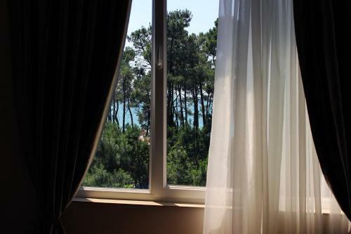 Golden Fleece Hotel