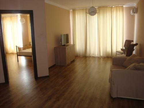 Argo Hotel