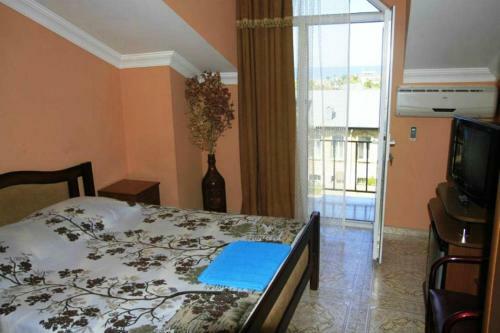 Duta Hotel