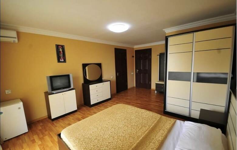 Prestige Hotel