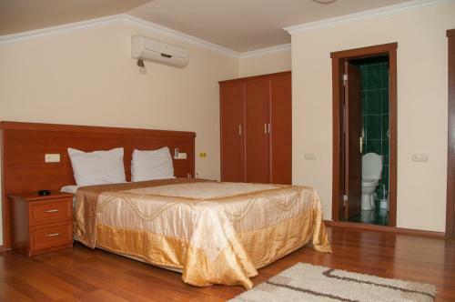 Family Hotel