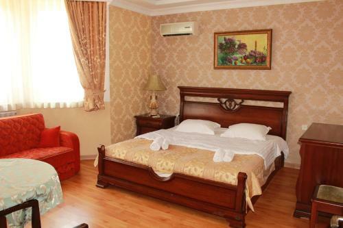 Hostal Hotel Elegant
