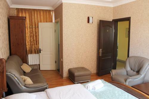 Hostal Hotel Elegant