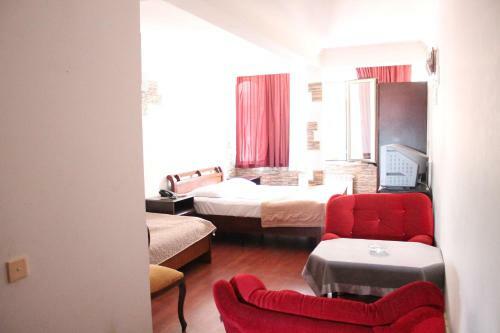 Ritsa Hotel