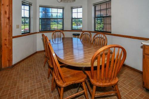 Breezy Estate-114 By Big Bear Vacations