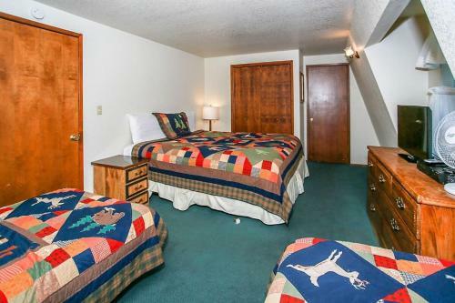 Breezy Estate-114 By Big Bear Vacations