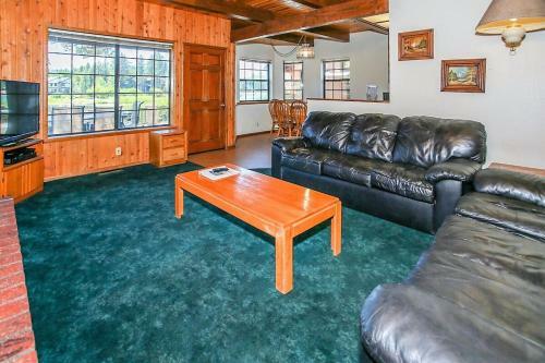 Breezy Estate-114 By Big Bear Vacations