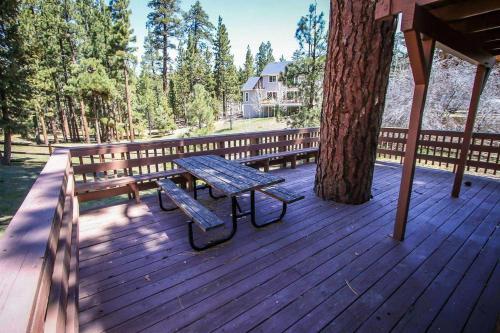 Foxwoods Cabin-1055 By Big Bear Vacations