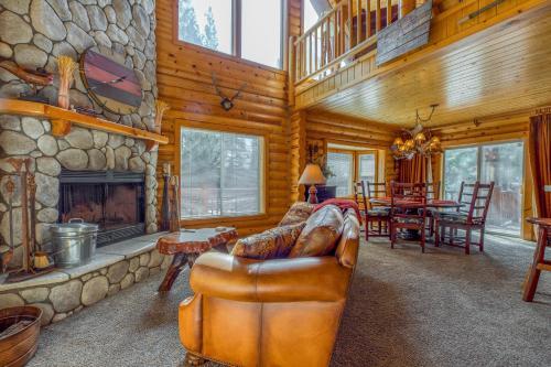 Teakwood In Bear Lake