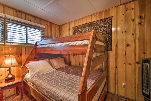 Pet-friendly Cabin - 5 Min To Big Bear Lake!