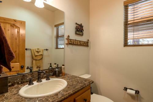 Camp Winterset - Walking Distance To Summit Mountain And Your Own Private Spa!
