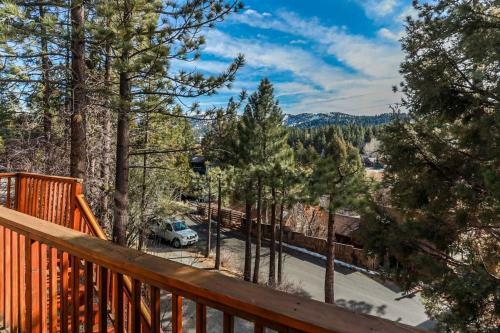Black Diamonds View - 1917 By Big Bear Vacations