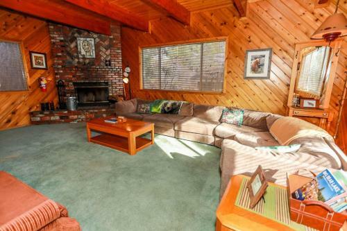 Black Diamonds View - 1917 By Big Bear Vacations