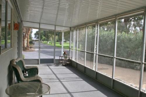 Roadrunner Club 18 Home
