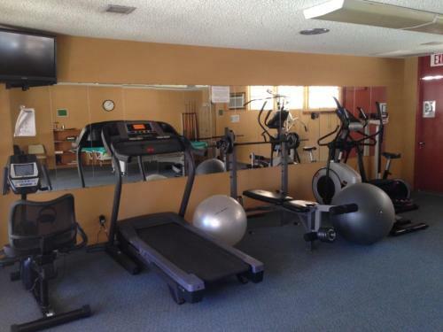 Roadrunner Club 137 Home Home