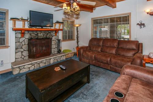 Stargazer Chalet-1859 By Big Bear Vacations