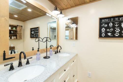 Sunny Forest Cottage - 1924 By Big Bear Vacations