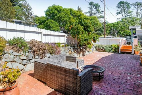 Delight In Cambria