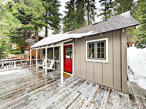 Turquoise Cabin Cabin
