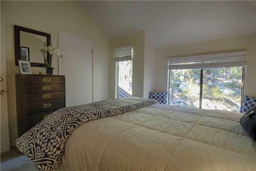 Carnelian Woods Condo (condo)